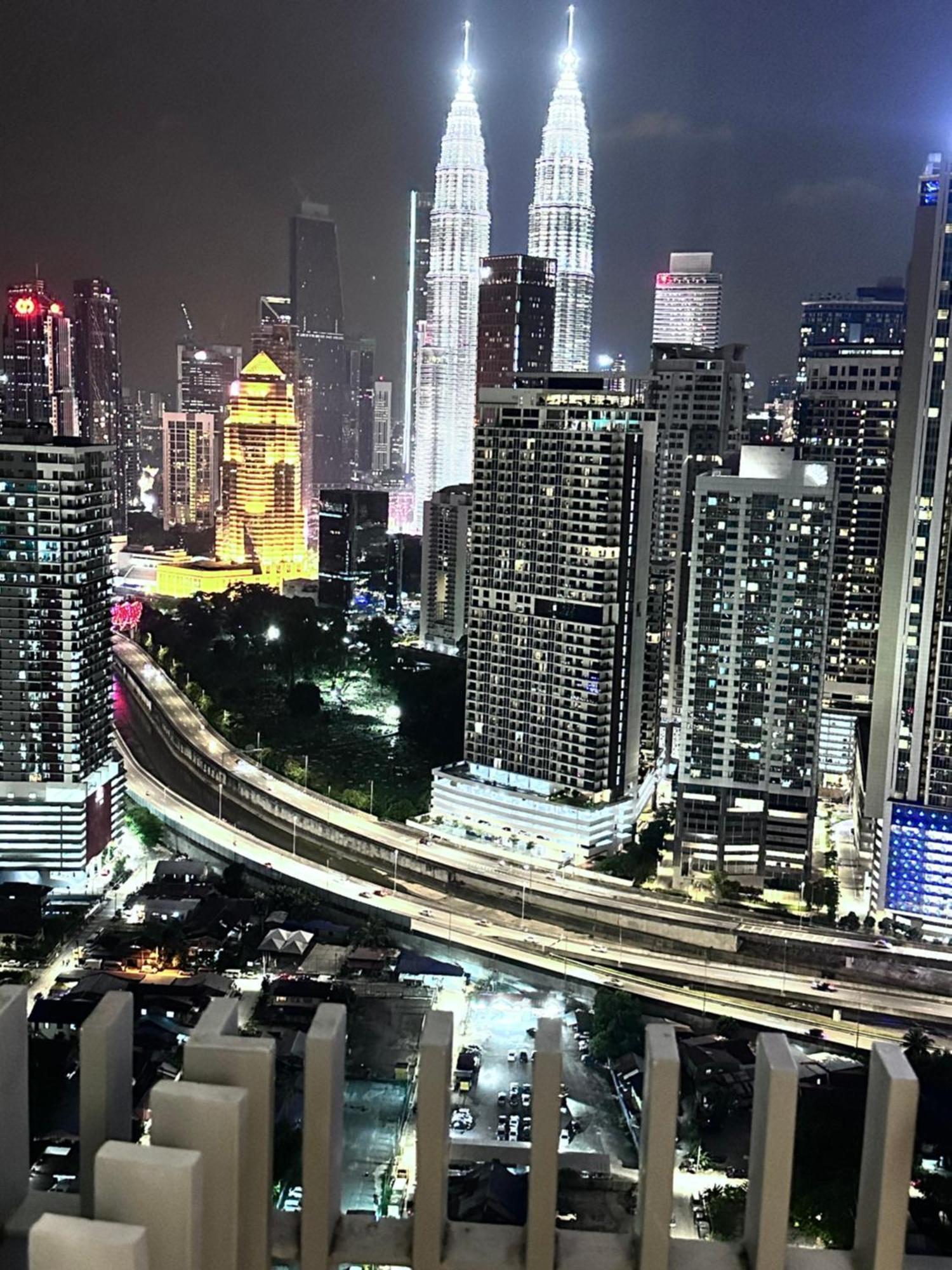 The Luxe Infinitum Klcc By Sahara Διαμέρισμα Κουάλα Λουμπούρ Εξωτερικό φωτογραφία